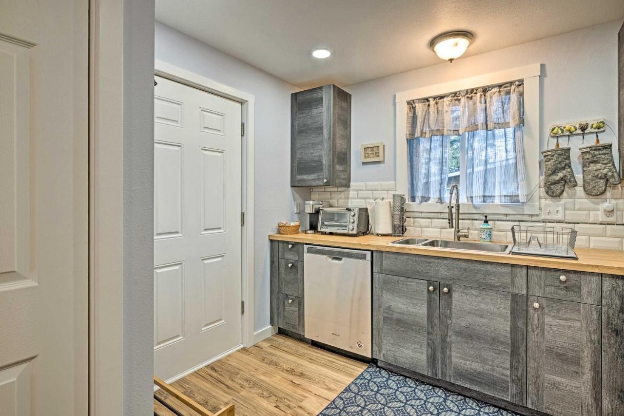 Duplex With Shared Yard - Near Long Beach! Extérieur photo